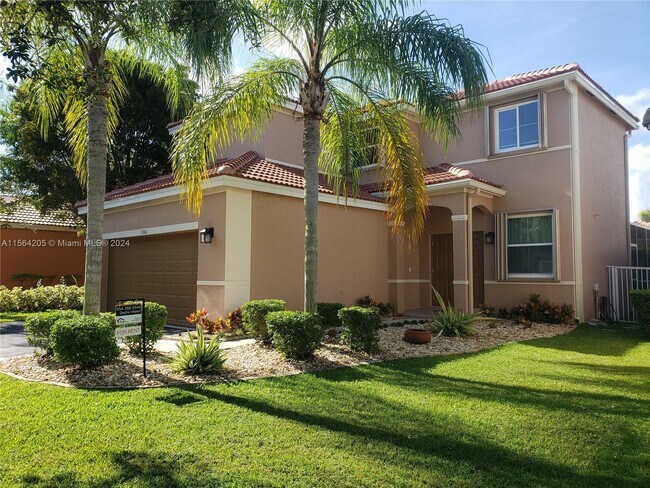 Building Photo - 1306 Banyan Way