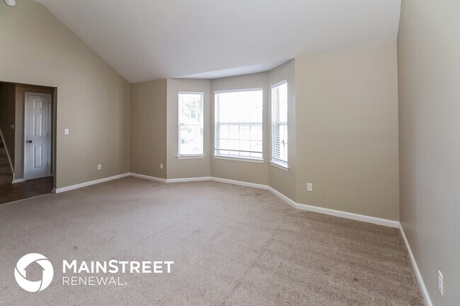 Building Photo - 719 Cherry Branch Cir