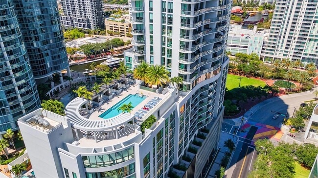 Building Photo - 100 E Las Olas Blvd