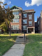 Building Photo - 5147 Waterman Blvd
