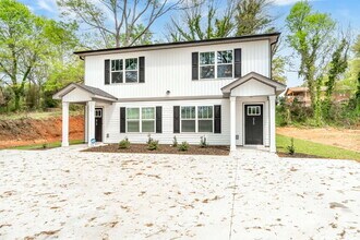 Building Photo - 210 Old Bleachery Rd