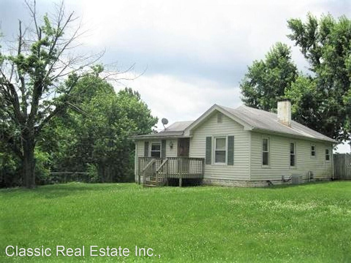 2 br, 1 bath House 1744 Liberty Road House Rental in Lexington, KY