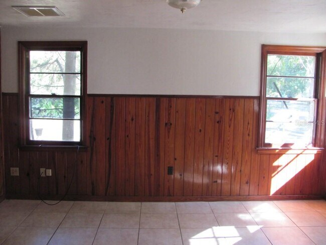 Foto del edificio - 3514 NW 6th St