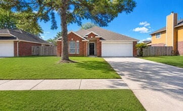 Building Photo - 9423 Rippling Fields Dr
