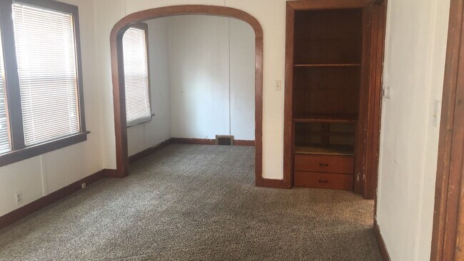 Foto del edificio - 675-677 NE Opal Street