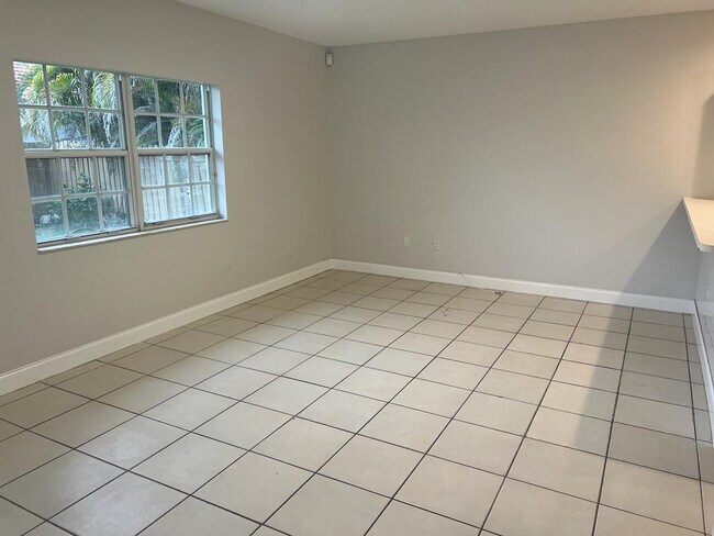 Foto del edificio - 16068 SW 101st Ter