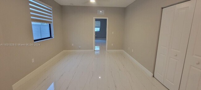 Foto del edificio - 12981 SW 229th St