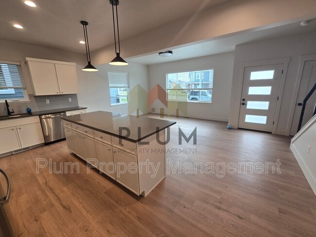 Building Photo - 2301 A Mary Jane Blvd