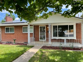 Building Photo - 80 Everett St