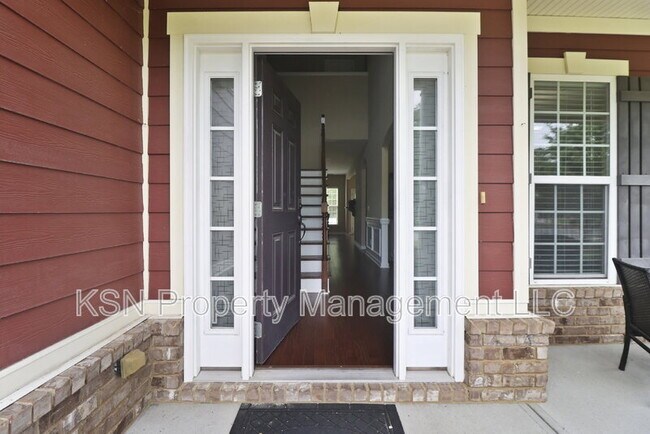Building Photo - 144 Tahoe Dr