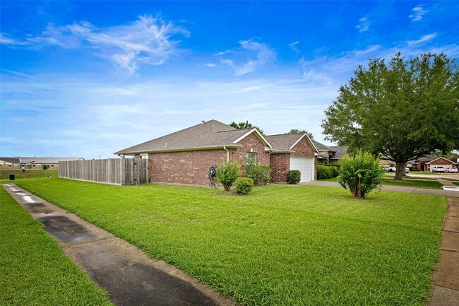 Foto del edificio - 7331 Wimberly Oaks Ln