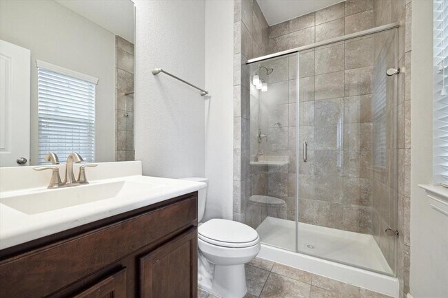 Foto del edificio - 430 N Live Oak St