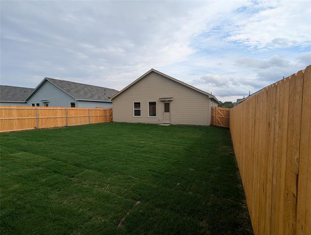 Foto del edificio - 6818 Fairview Ave