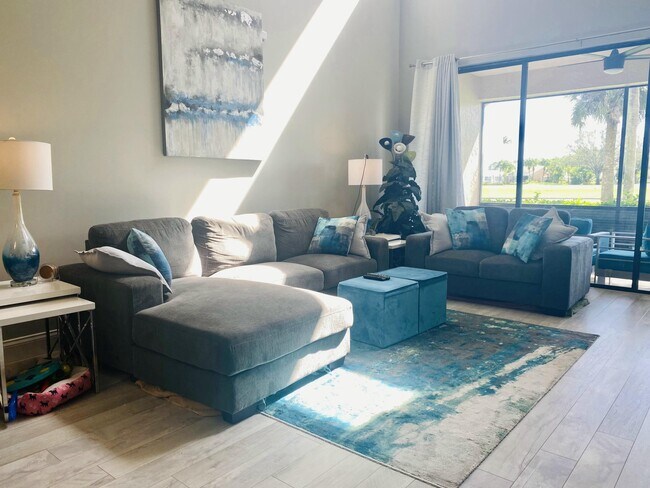 Foto del edificio - 840 Windermere Way