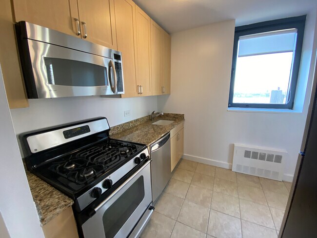 Building Photo - 235 W 48th St