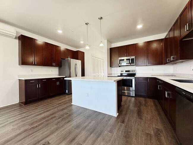 Foto del edificio - Well-Maintained 3/2.5 in Ewa Beach!