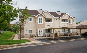 Building Photo - 3830 Strawberry Field Grove