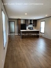 Building Photo - 2884 Yellow Creek Rd