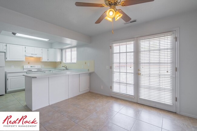 Foto del edificio - Upgraded 3 Bedroom Home in Bloomington Hills