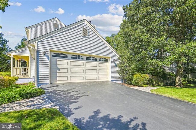 Building Photo - 43564 Golden Meadow Cir