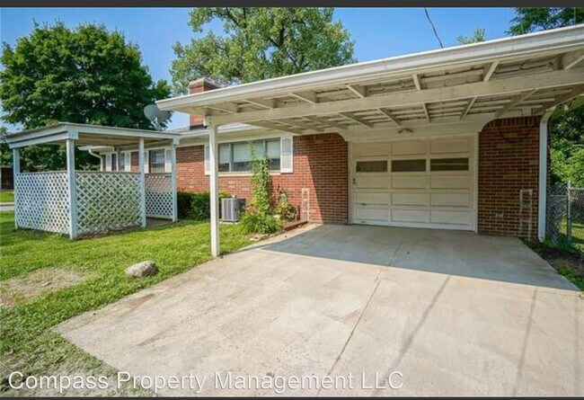 Foto del edificio - 2 br, 1 bath House - 1452 Nelson Ave