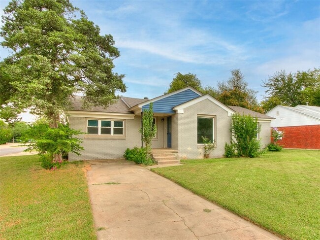 Building Photo - 1429 Casady Ln
