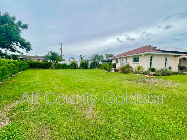 Foto del edificio - 5163 Lemon Bay Dr