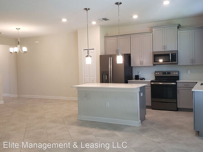Building Photo - 3 br, 2.5 bath House - 11564 Whistling Pin...