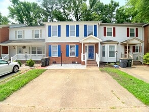 Building Photo - 39 W Wainwright Dr