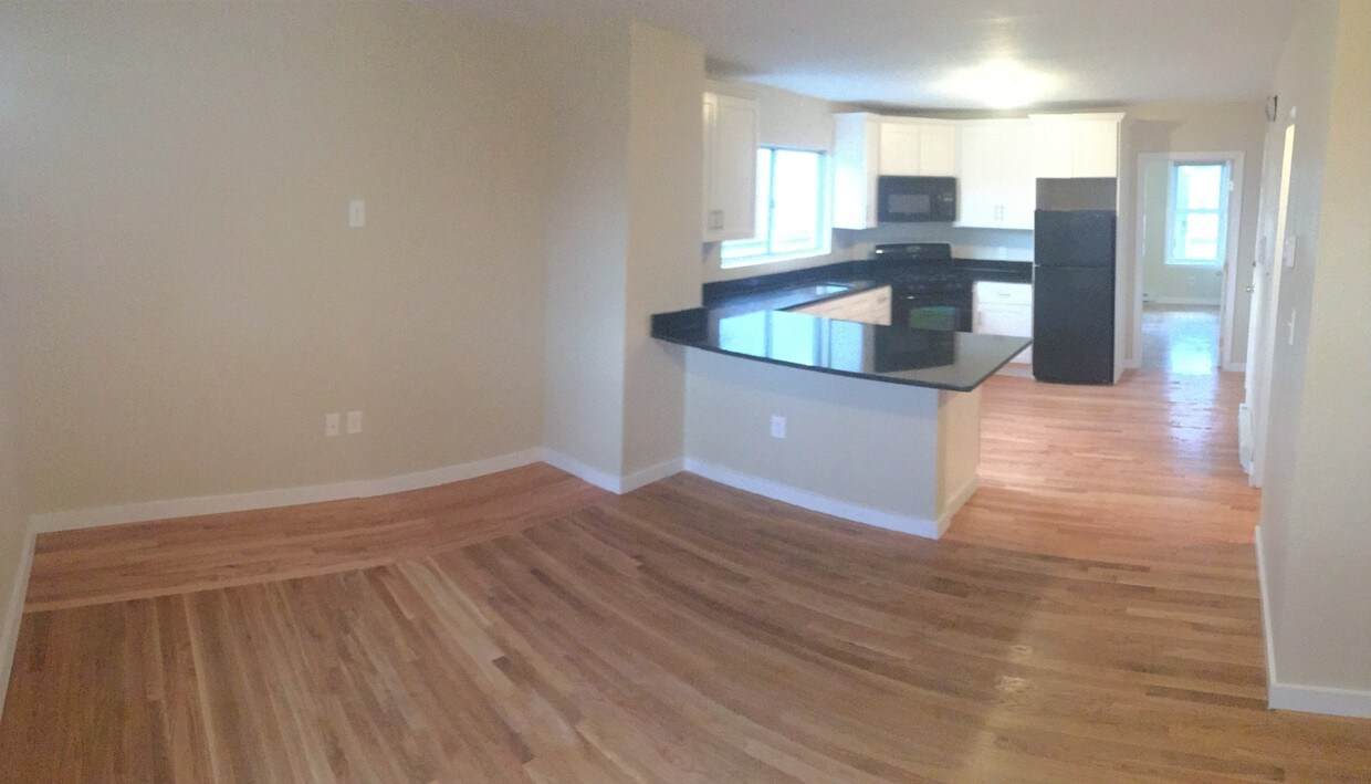 Foto principal - 117 Wrentham St