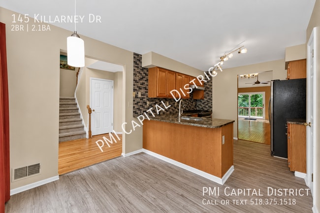 Building Photo - 145 Killarney Dr