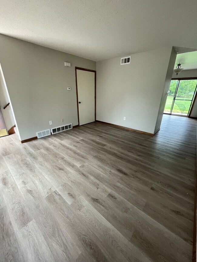 Foto del edificio - 3546-3546 S Scott Blvd
