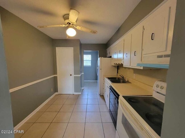 Building Photo - 5019 Hagin Dr