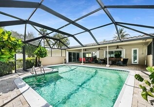 Building Photo - Coral Springs Homes