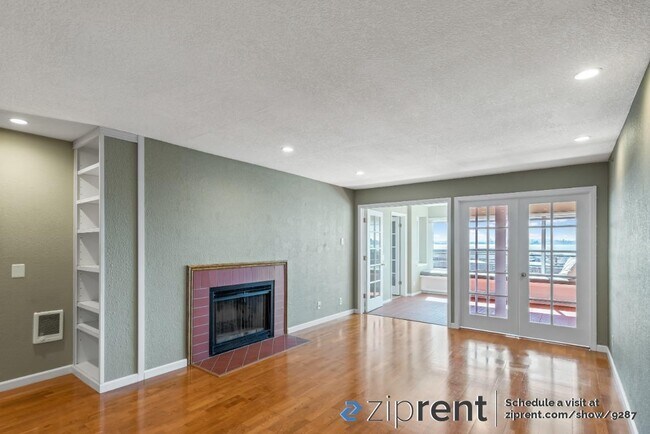 Building Photo - 1301 Quarry Ct