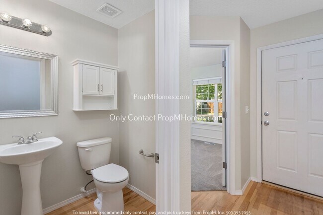 Building Photo - Charming Bethany Gem - 4 Bedrooms!