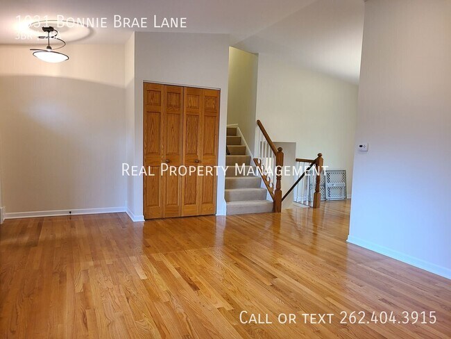 Foto del edificio - 1031 Bonnie Brae Ln