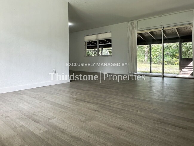 Building Photo - 8105 Santillo Dr