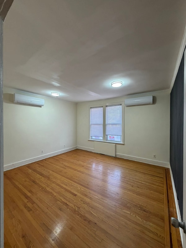 Photo - 3006 E 85th St (East Elmhurst, NY)