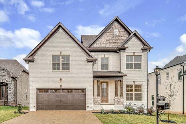 Photo - 122 Shady Hollow Dr House