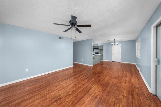 Building Photo - 4503 SW Atom Ave