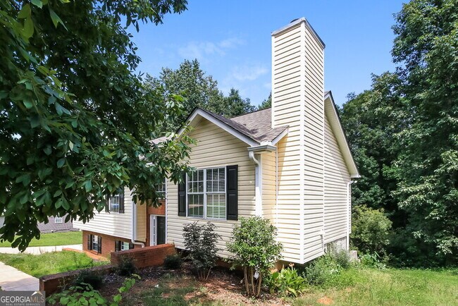 Building Photo - 505 Brewer Dr