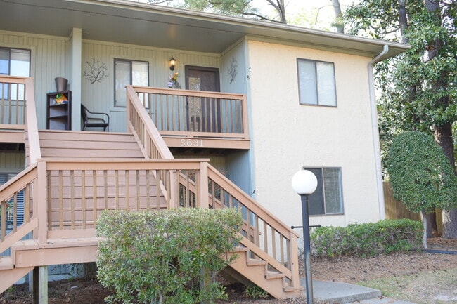 Building Photo - 3631 Saint Johns Ct