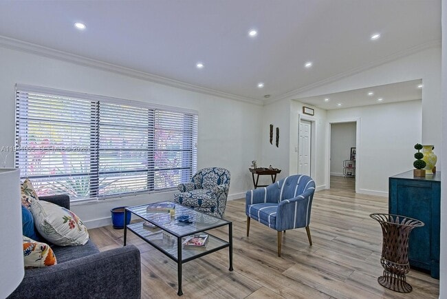 Foto del edificio - 10900 SW 124th Rd