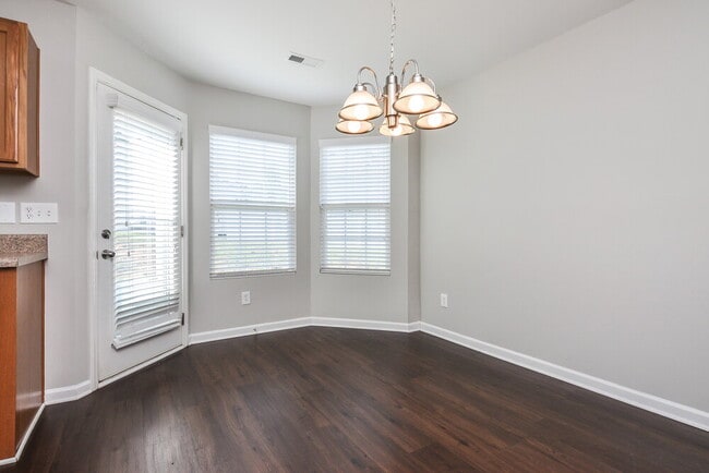 Foto del edificio - 1017 Early Rise St