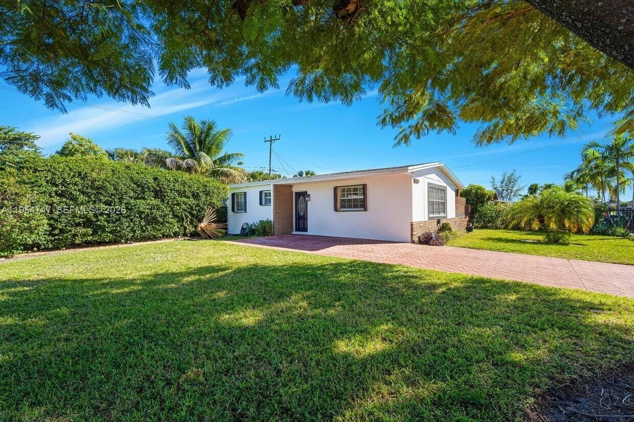 Foto del edificio - 20615 NW 28th Ave