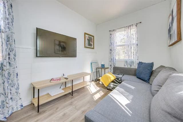 Building Photo - 420 Private Rd 8579