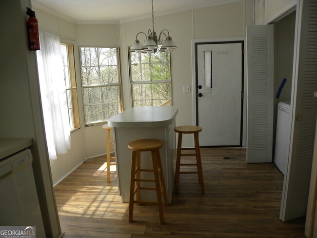 Foto del edificio - 297 Bell Acres Rd