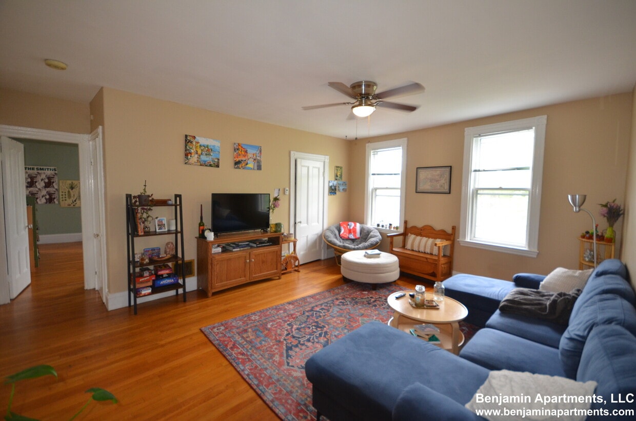 Primary Photo - 234 Cypress St