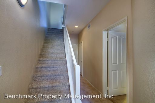 Building Photo - 1215 Elfin Forest Rd E